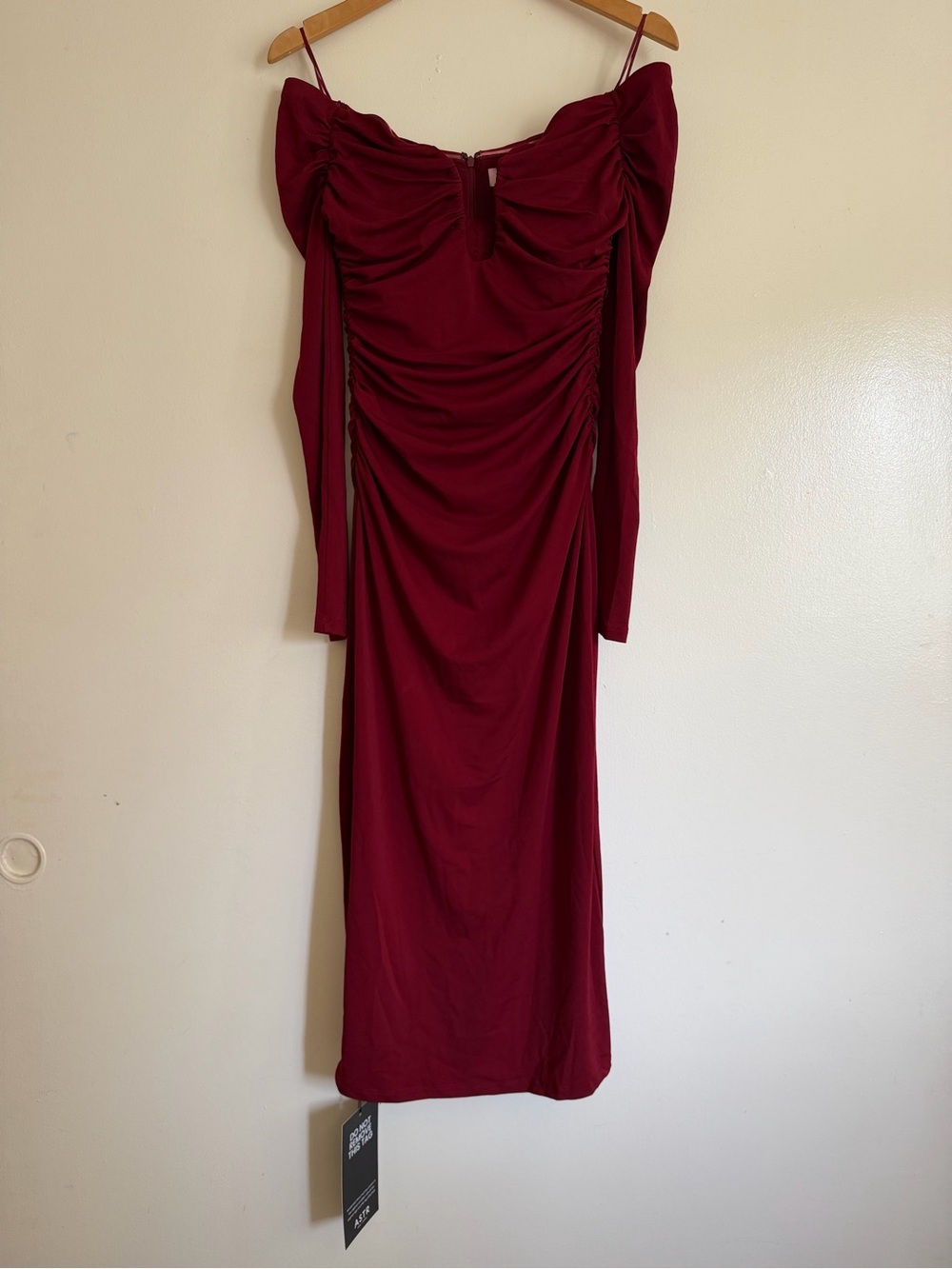 Astr Wine Red Off-Shoulder Ruched Long Sleeve Midi Dress